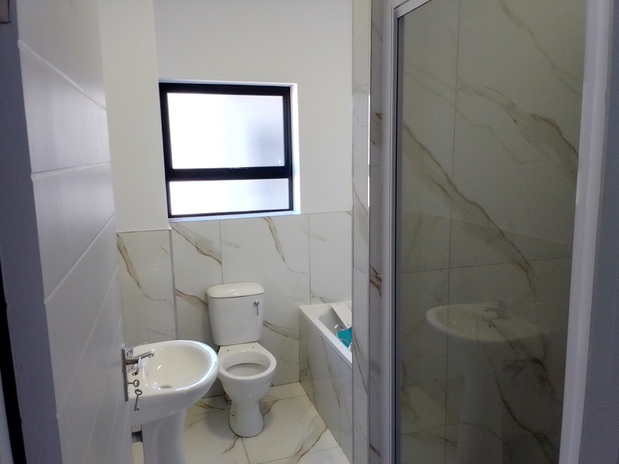 2 Bedroom Property for Sale in Ruyterwacht Western Cape
